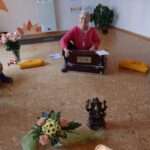 Anette-mit-harmonium